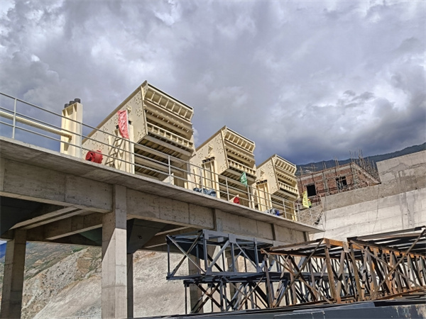 1726033775617323.jpg s_7ae93cd4fdf841d7a4dfe50abaa83e13.jpg