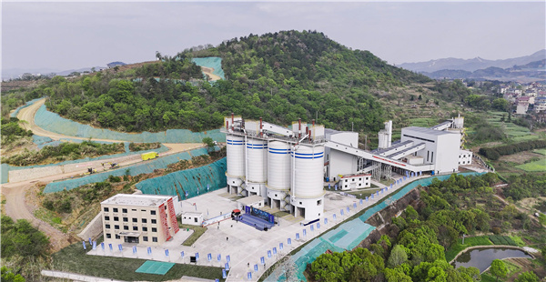 1744083464694207.jpg omECWnPL.jpg